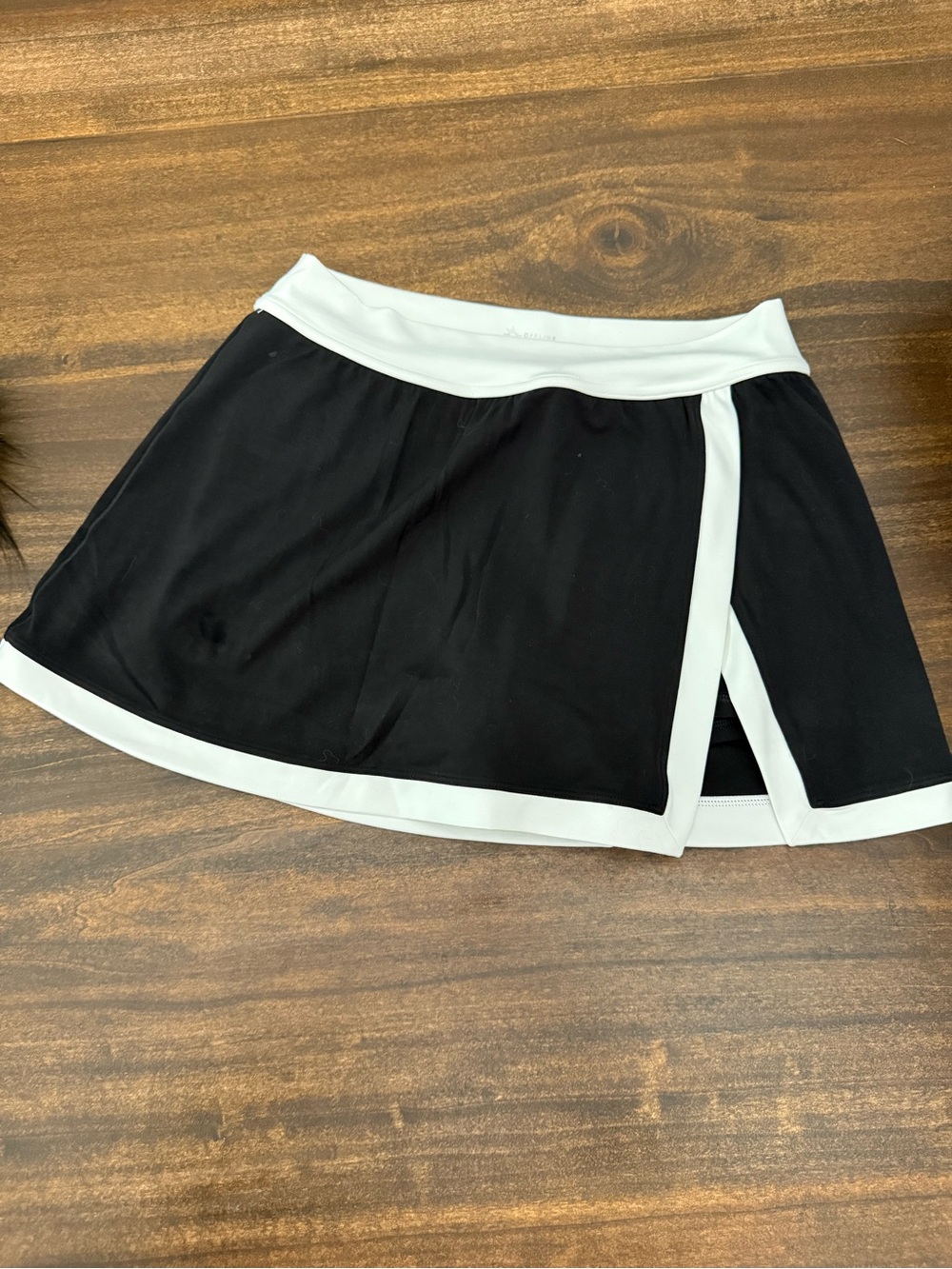 aerie Black and White Sport Skort with Side Panel